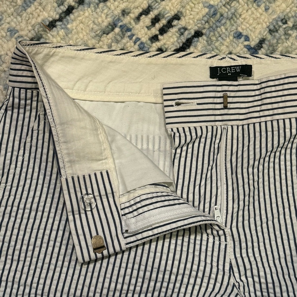 J Crew City Fit Seersucker Striped Flare Pants, Size 6 - Picture 3 of 16